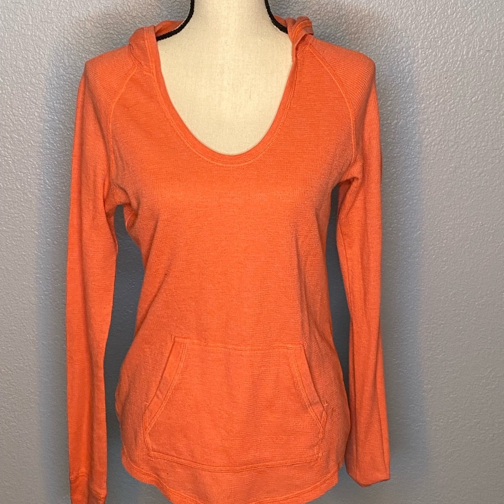 Women’s long sleeve hoodie